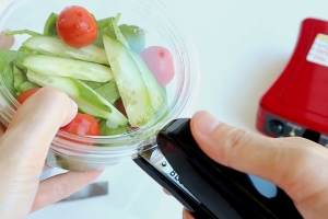 weld food pack with straight line spot welding tip